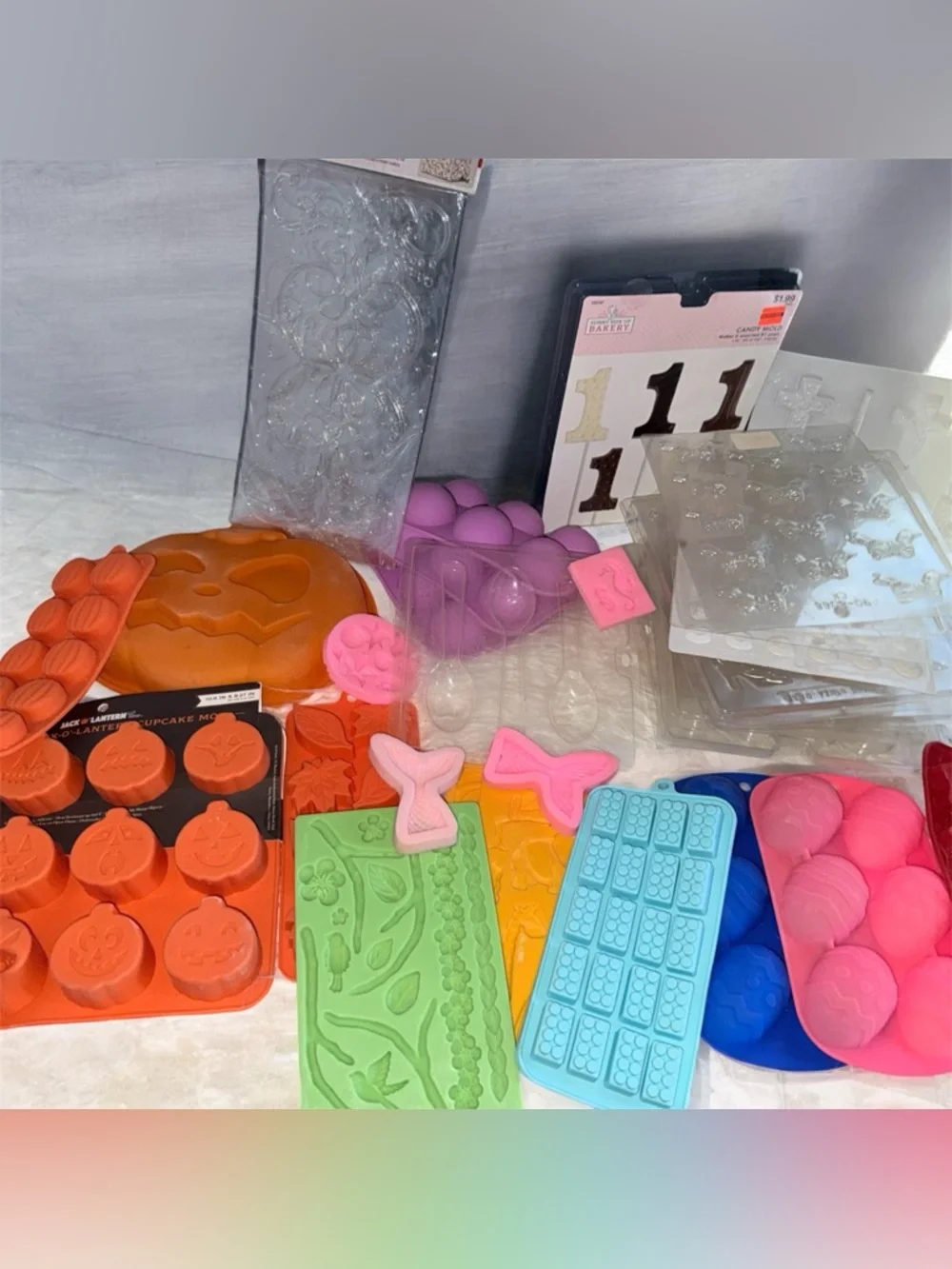 Assorted Diverse Silicone & Candy Mold Party Baking Tools Multicolor Collection